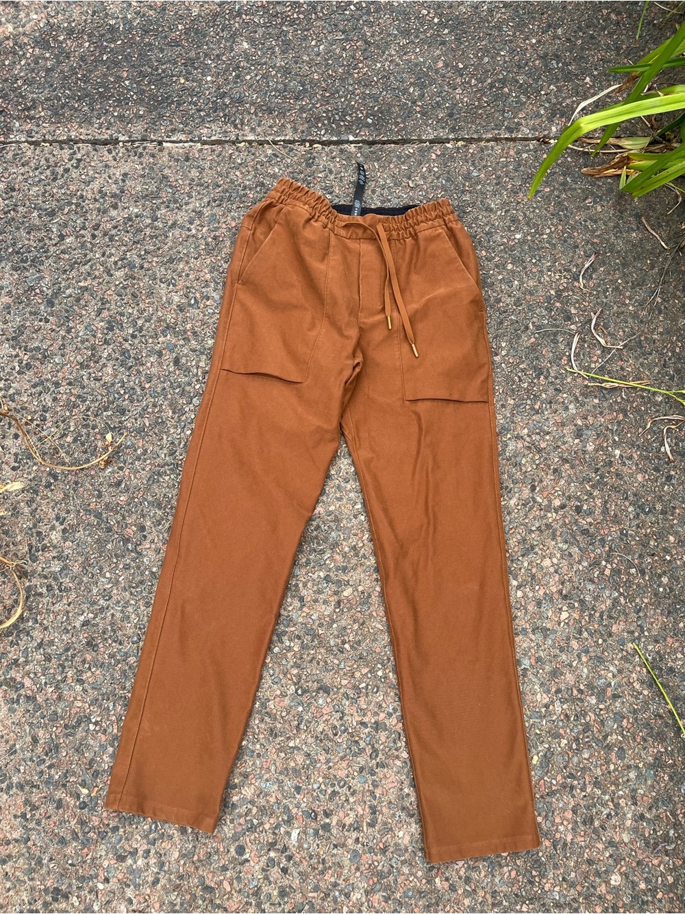 NWOT Lululemon Pants Lab Utility Tech in Cooper  SZ XS